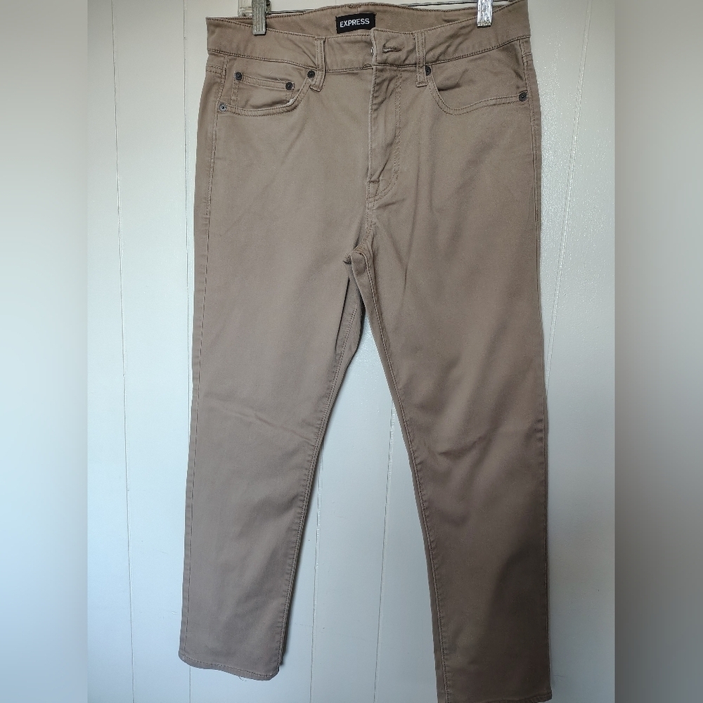 Express Classic Khaki Pants Size 31 X 30